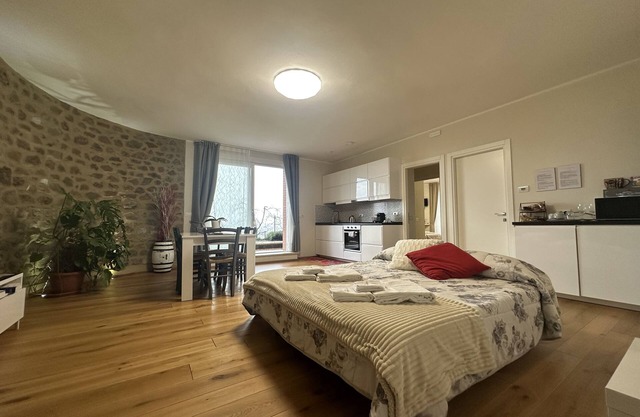 Podere Belsogno-apartment rose garden