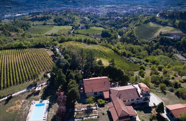 Podere Luciano Villa mit Pool und Weinbergen