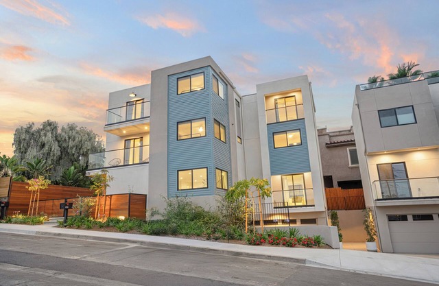 Point View Luxe by AvantStay | 5BR Coastal Stay w/En-suites & Chef’s Kitchen