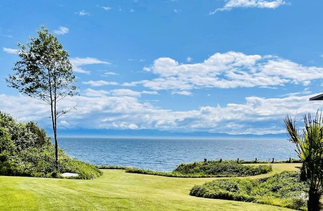 Points West Oceanfront Resort 2 Bed Ocean Point