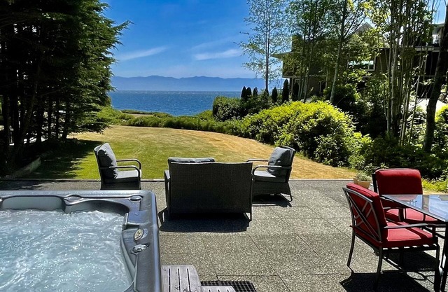 Points West Oceanfront Resort 3 Bed Ocean Point House A
