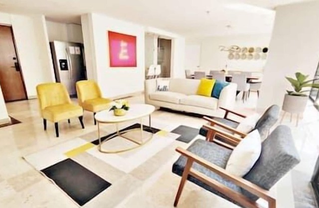 Polanco+Soumaya+Masaryk+King Bed+Tub -3BR 3BT