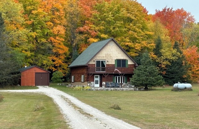 Off-road vehicle trail access from driveway