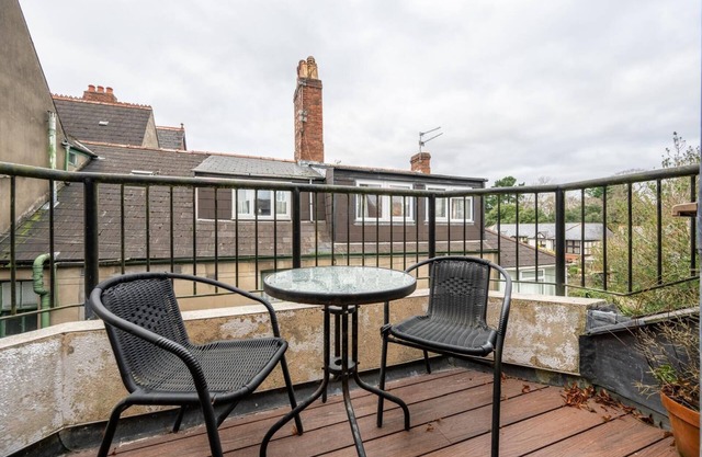 Pontcanna Retreat Modern 2BR Apartment Free Parking