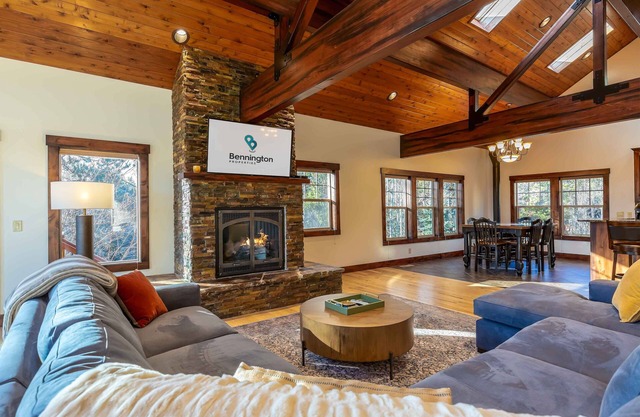 PONY47 - Stunning River Front Home, Community Pool