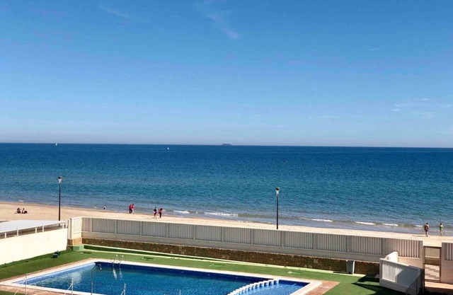 Haus mit 3 Etagen direkt am Strand. Haus am Strand