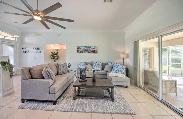Pool and Fenced Yard Sebring Retreat