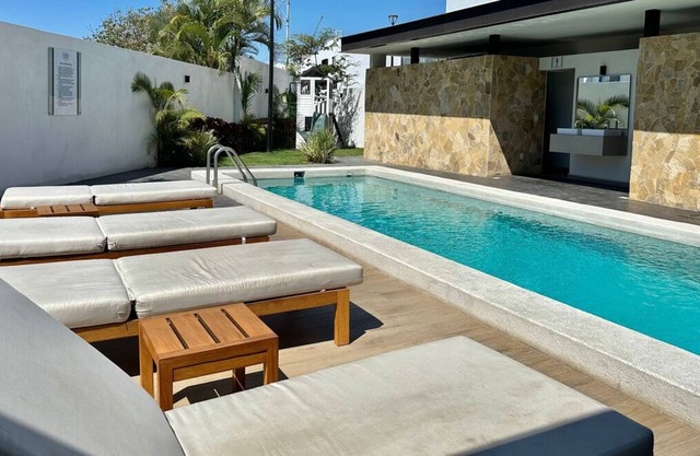 Pool |BBQ |Playground |Sun beds | 10min from beach