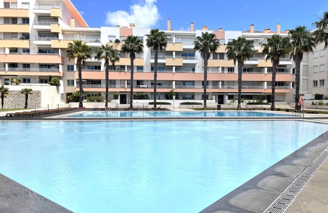 Dream vacation * Pool * Beach * 20 min Lisbon