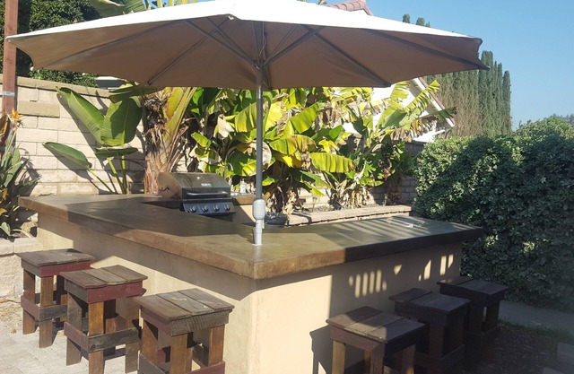 Pool Home Centrally Located To Southern California Fun