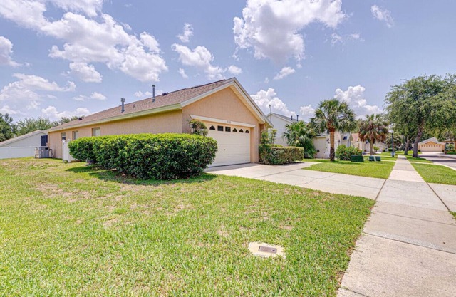 Pool home close to Golfing and Theme parks