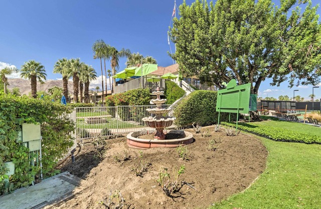 Pool & Hot Tub Access: Palm Desert Studio Condo