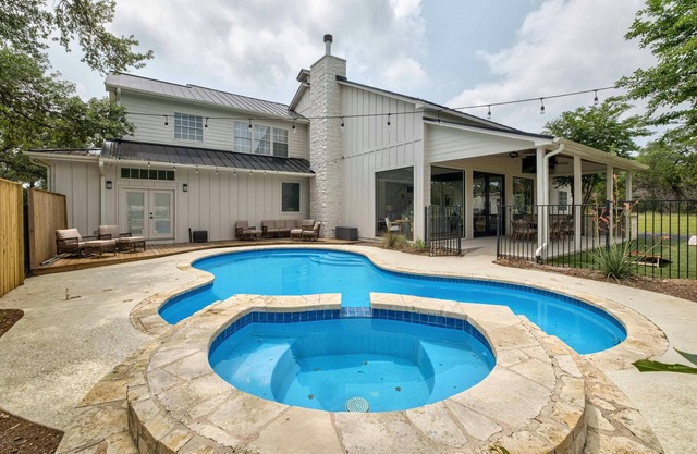 Pool & Hot Tub + Close to Wineries - El Dorado!