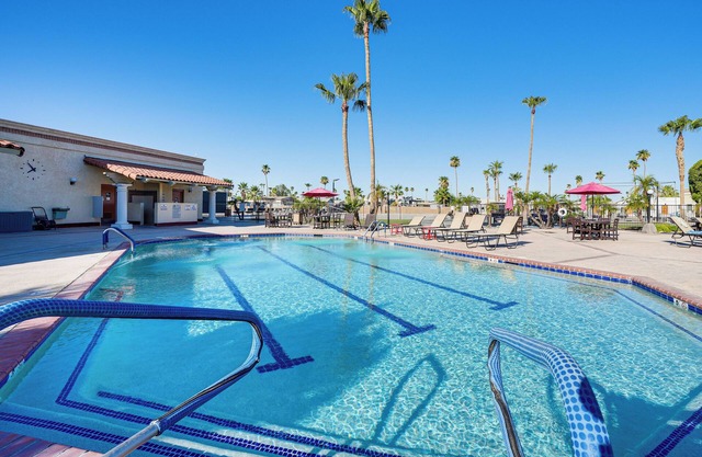 Pool, Hot Tub & Tennis Courts: Yuma Home Near Dtwn