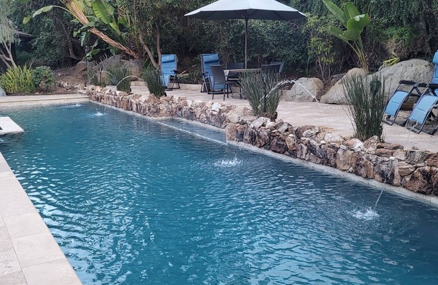 Pool Side Cozy Cabin Retreat Vorschau