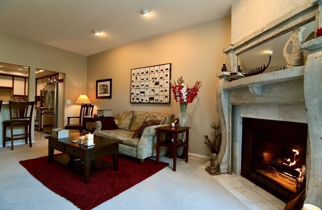 Pool View 2BR-2BA by LAX & Beach