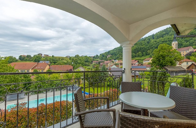 Pool Villa Silva Marija - App 102, Pišece, Slovenia