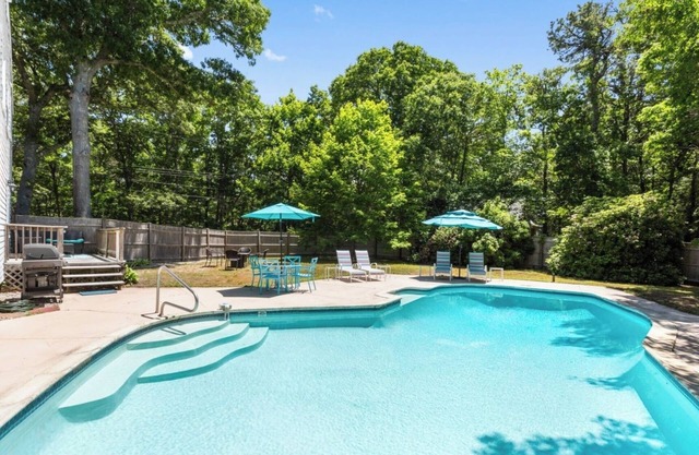 Poolside Oasis