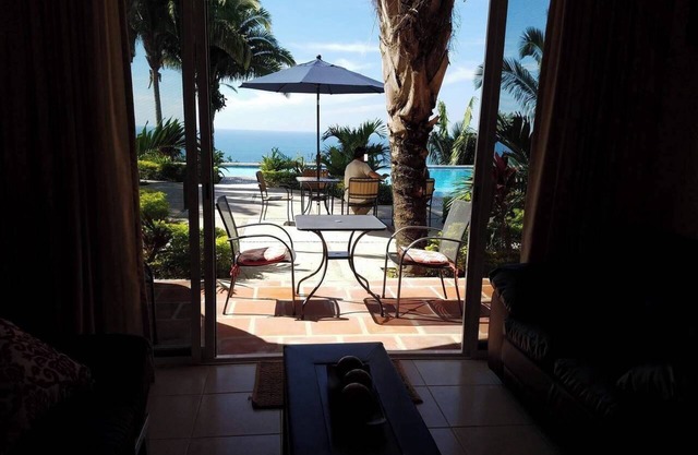 Poolside Ocean View 1-Bedroom Condo #103