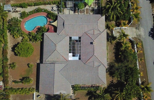 Poolside Pleasure - Quiet Beach nearby