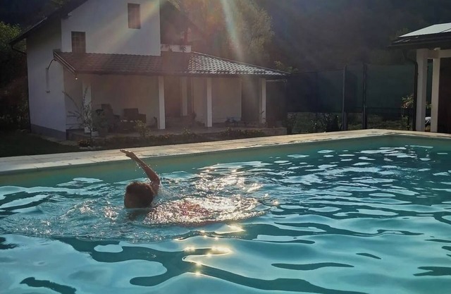 pooltopia holidayhome 3-bedroom estate with a private pool in Bihać