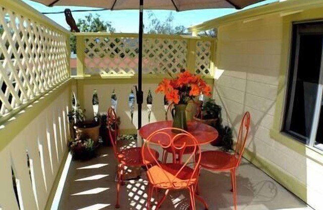 Popular Downtown Hideout | Close to Everything