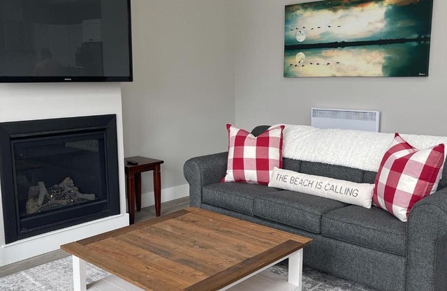 Port Renfrew Oceanfront Retreat
