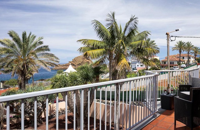 Porto Moniz Villa