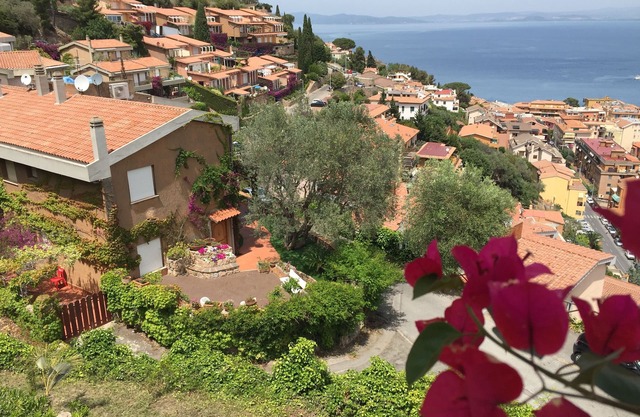 Porto Santo Stefano: A beautiful house ... a beautiful sea