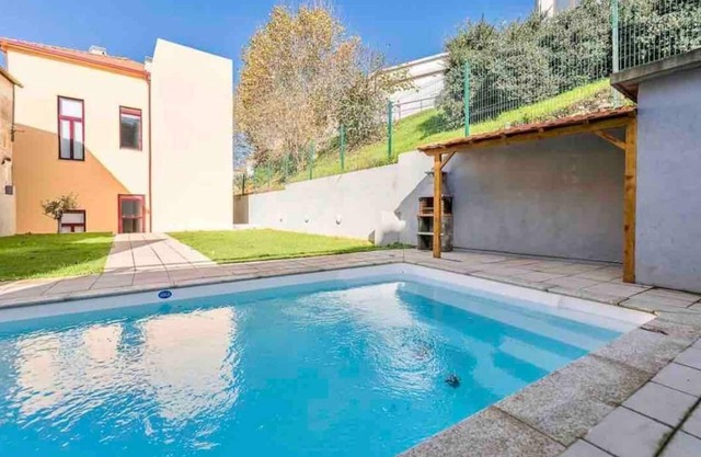 Porto Wine Loft Duplex with swimming pool