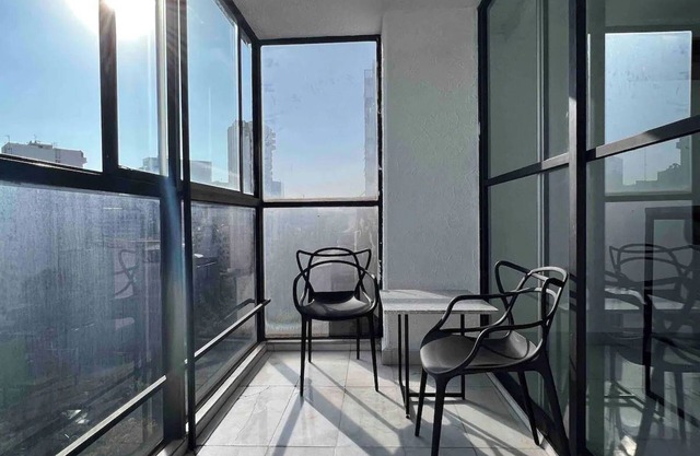 Posh Polanco Apts with Tv and Desk