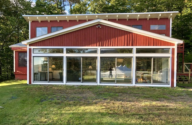 Post & Beam Chalet w/ Stunning Lake & Mountain Views