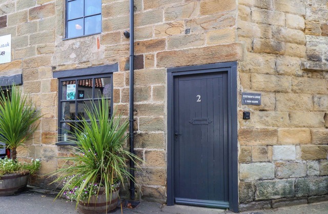 POSTMAN’S LODGE, family friendly, with a garden in Great Ayton