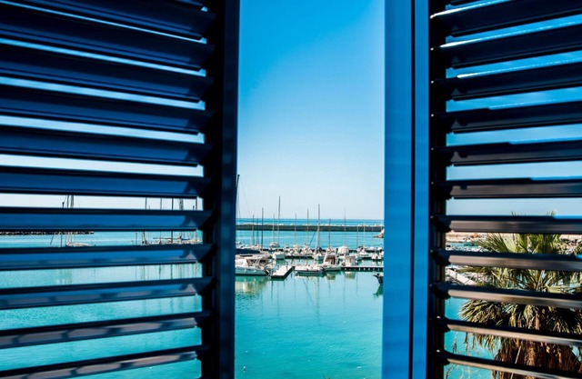 POSTU D'INCANTU, Apartmenthaus mit ** schönen Meerblick **
