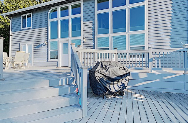 Poulsbo Beach Hideaway