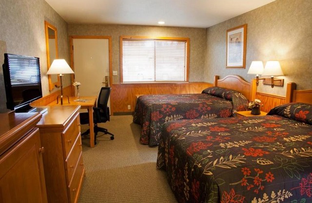 Poulsbo Inn & Suites