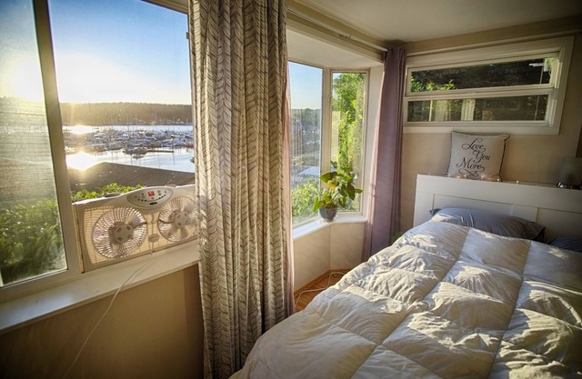 Poulsbo Marina und Olympic View Hideaway