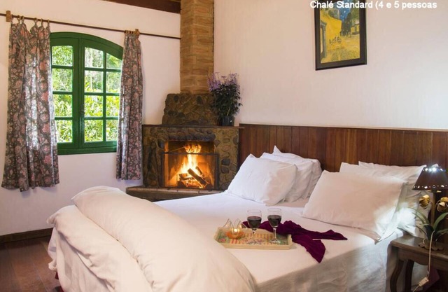 Pousada no Caminho do Marimbondo