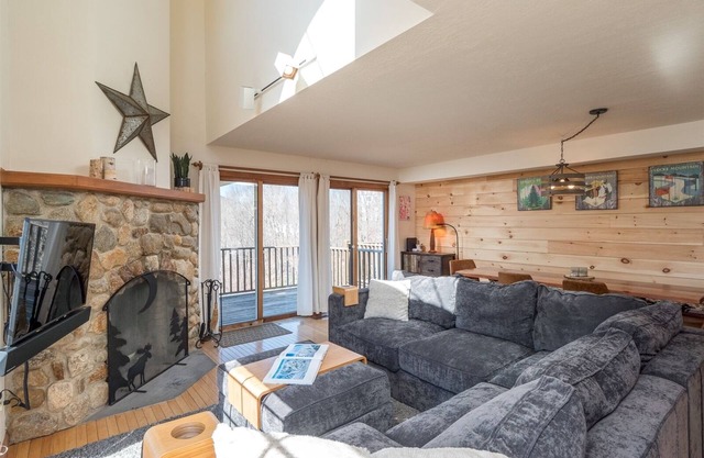 Powder Ridge Townhouse 41 | 3 Bed, 3.5 Bath