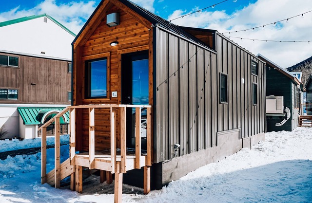 Powderhorn Lodging