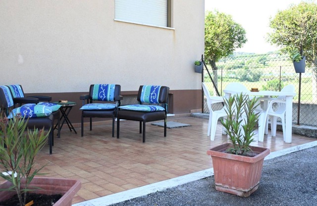 PP06 - Porto Potenza, comfortable three-room apartment a few steps from the sea