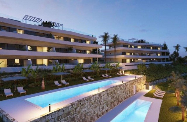 Prachtig appartement met zeezicht in Estepona Costa del Sol