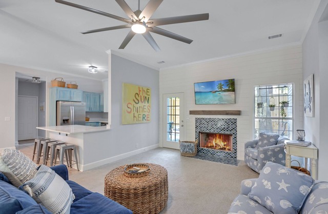 Practically perfect!! Quiet mid-island beach retreat, centrally located to all!