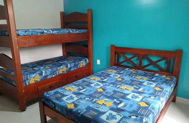 Neue Wohnung, möbliert, voll ausgestattete Küche, 600 Meter vom Strand von Tabatinga entfernt