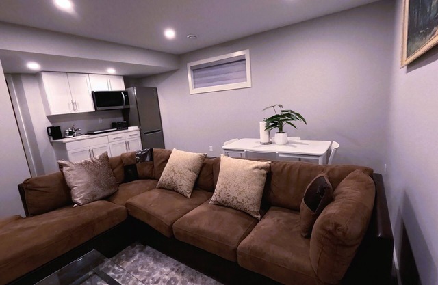 Prairie Luxury 1 Bedrooms Home