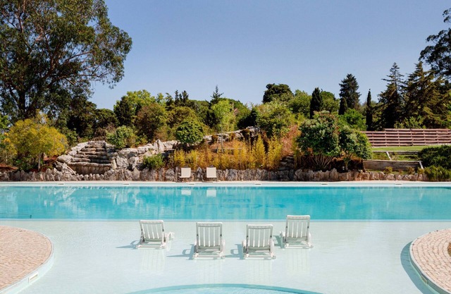Prana Nature | Setúbal Oasis with Pools