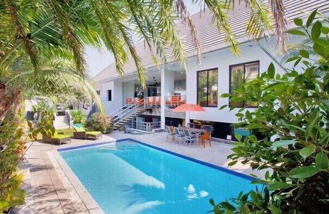 Pratumnak Royale Grande Poolvilla