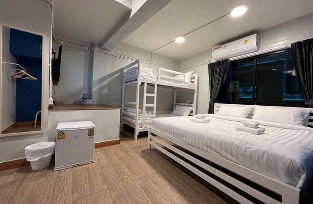 Pratunam Family House 2