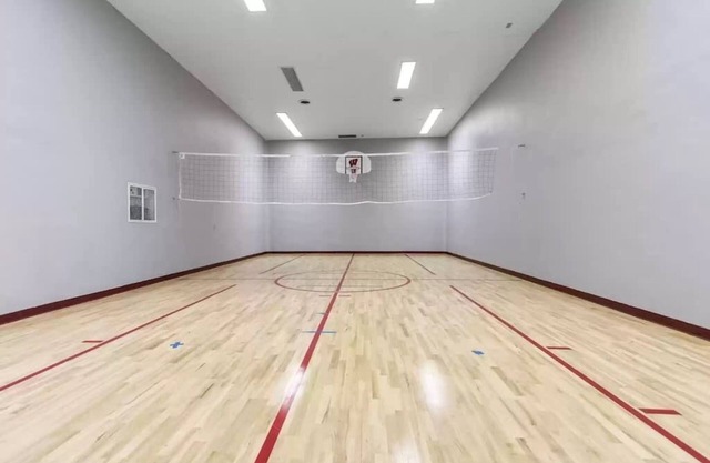 Preble Hills Oasis/Indoor Court/Hot Tub/Arcade