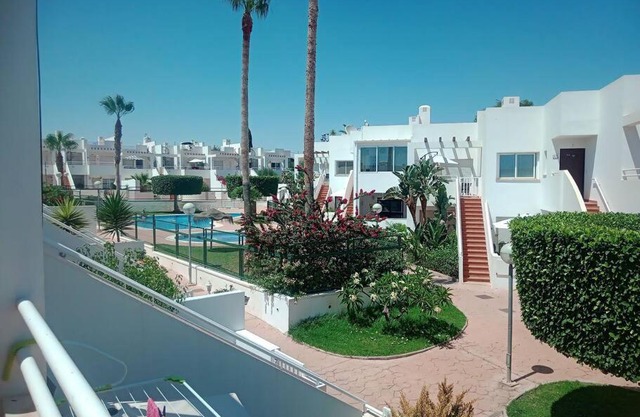 Precioso apartamento con piscina y garage